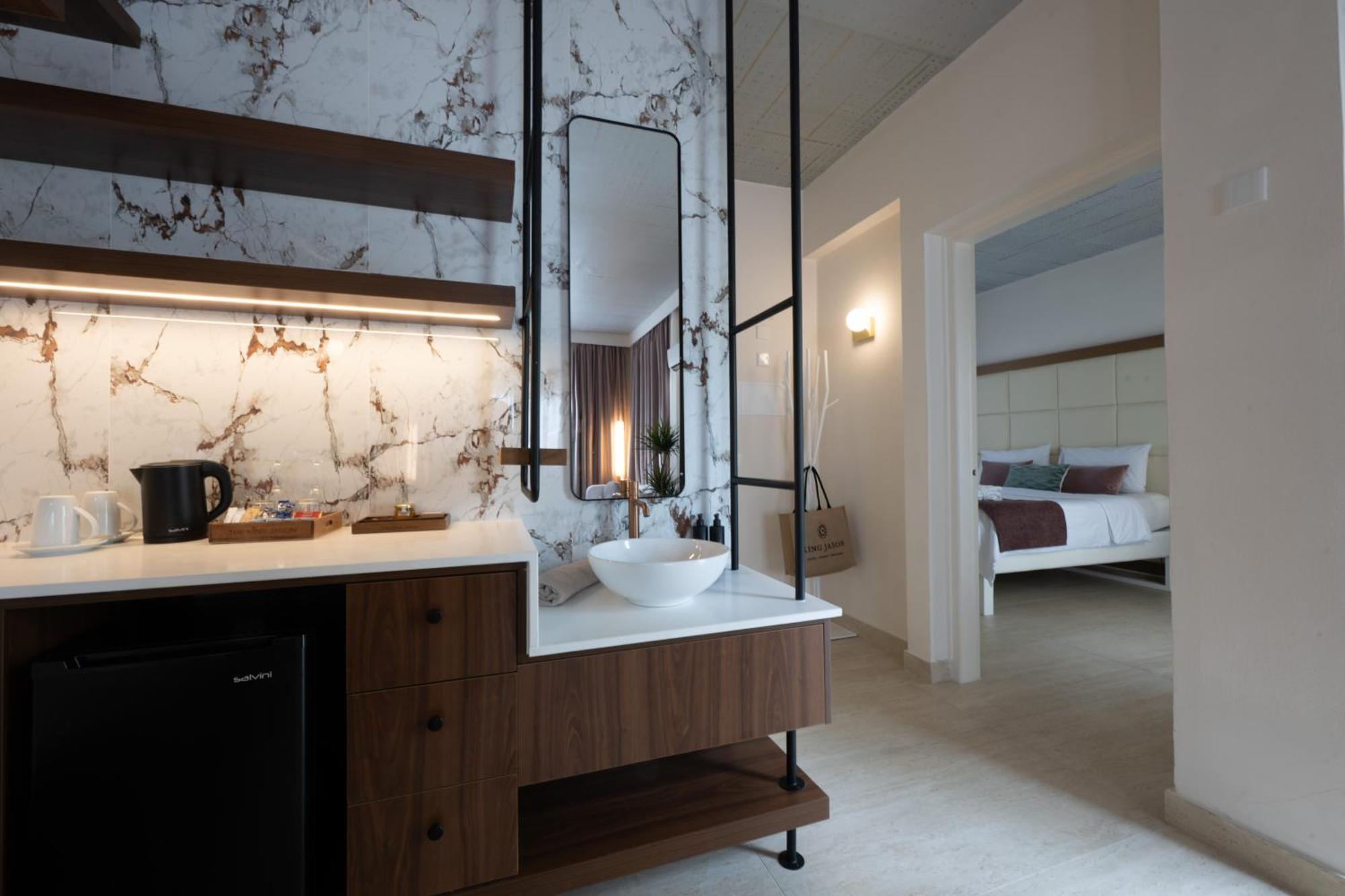 One-Bedroom Suite