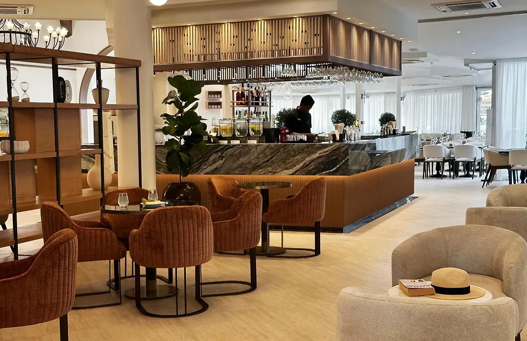 King Jason Paphos - Designed For Adults By Louis Hotels-1